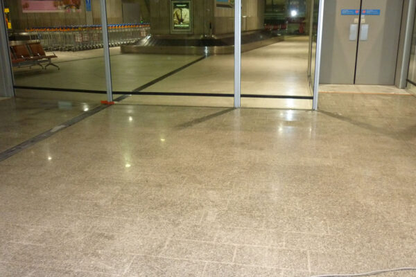 Roissy Demarrage Poncage Terminal 1